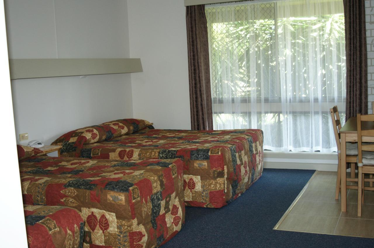 Culcairn Motor Inn Екстер'єр фото